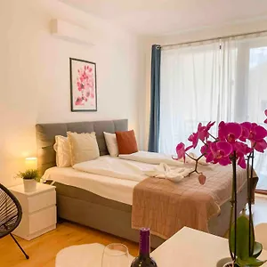 Apartment Opera, Budapest