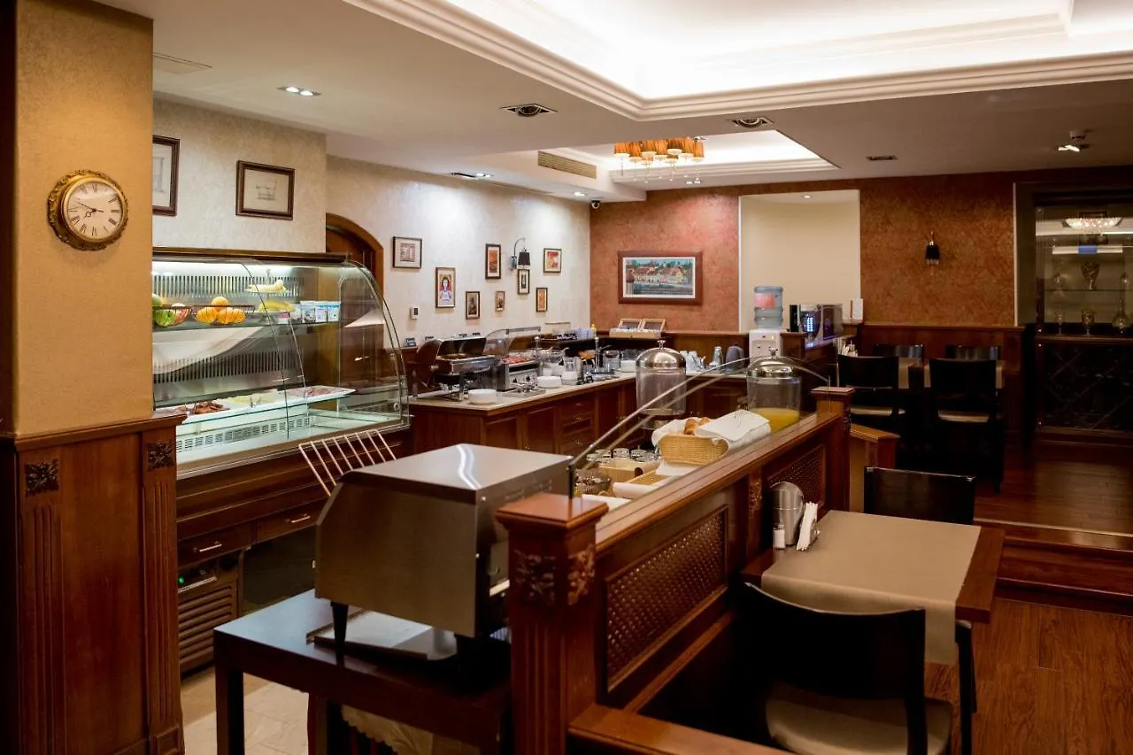 Gold Hotel Budapest
