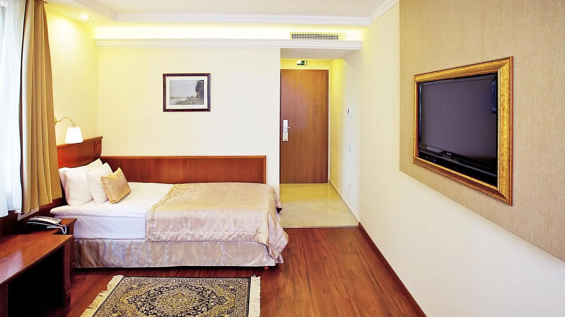 Gold Hotel Budapest