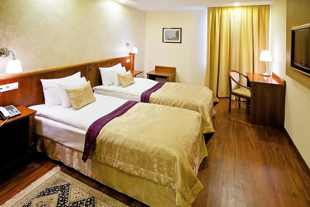 ****  Gold Hotel Budapest Hungary